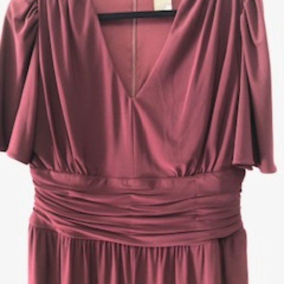 Jumpsuit by Taylor - Picture 5 of 9